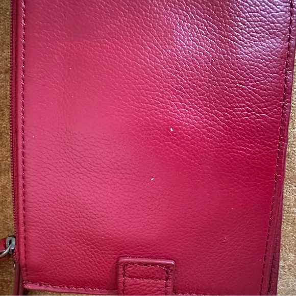 The Sak Silverlake Sequoia Tab Bifold Wallet Scarlet Red Leather - Picture 12 of 13